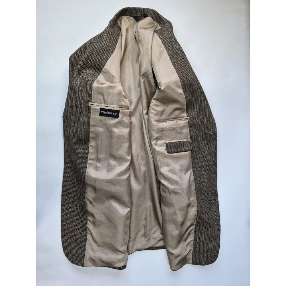 Claiborne Mens Vintage Wool Sport Coat 44R Beige Herringbone 3 Button Blazer